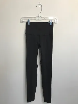 Womens Size 2 Misses Black lululemon Athletic Leggings
