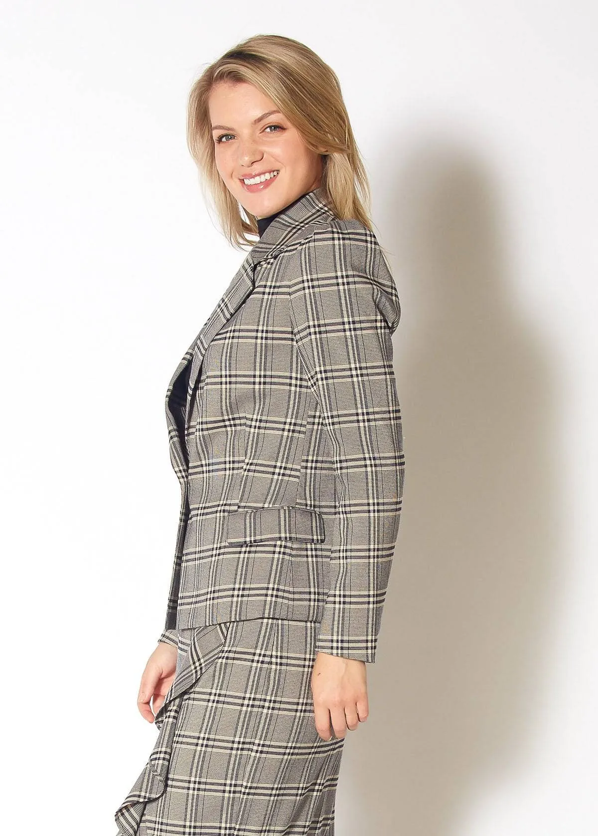 Women's Span Plaid Notch Collar Tweed Blazer in Black Plaid