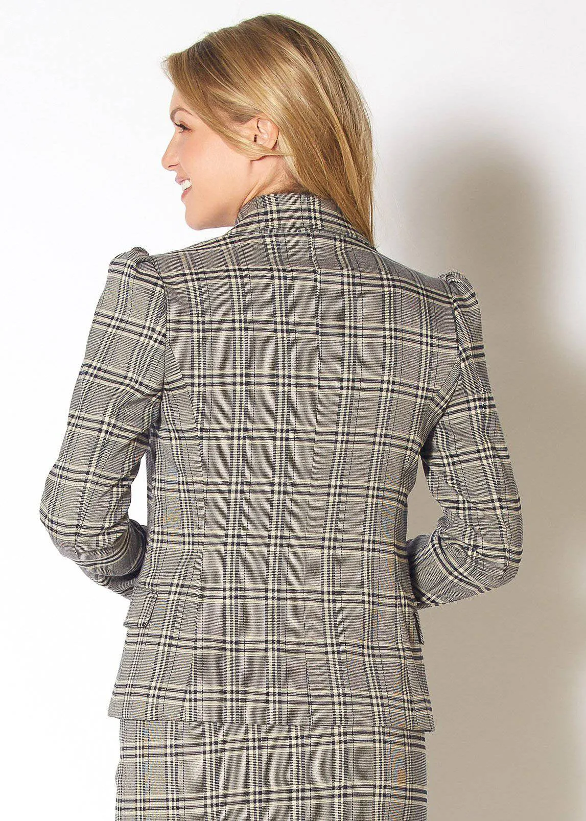 Women's Span Plaid Notch Collar Tweed Blazer in Black Plaid