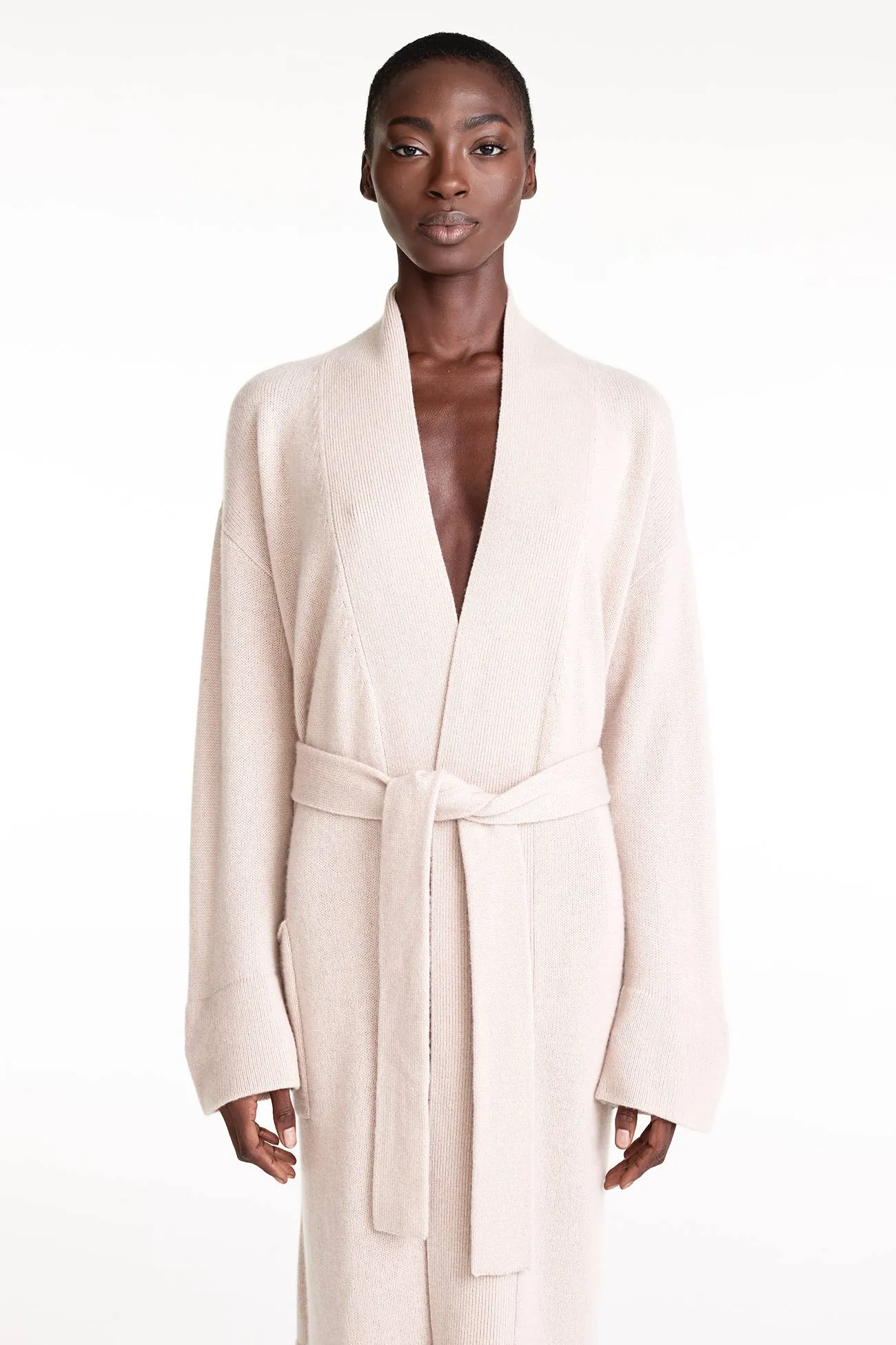 YNES ROBE